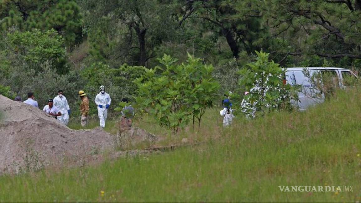 Van 75 bolsas con restos humanos de fosa en Zapopan