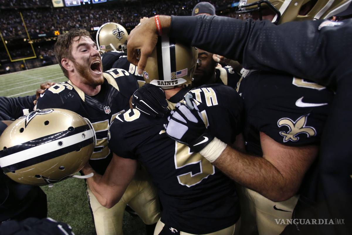 Brees lanza para 7 touchdowns en triunfo de Saints