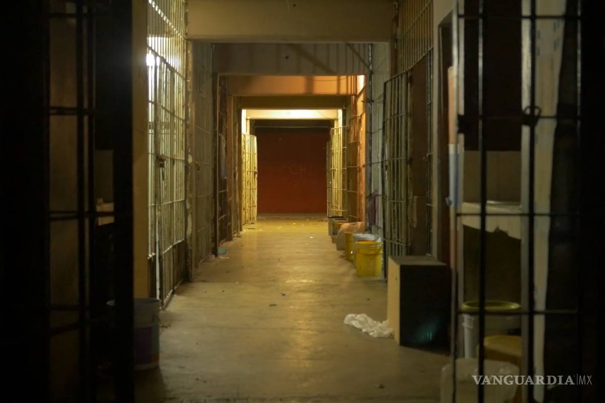 Inicia desalojo total del Penal del Topo Chico