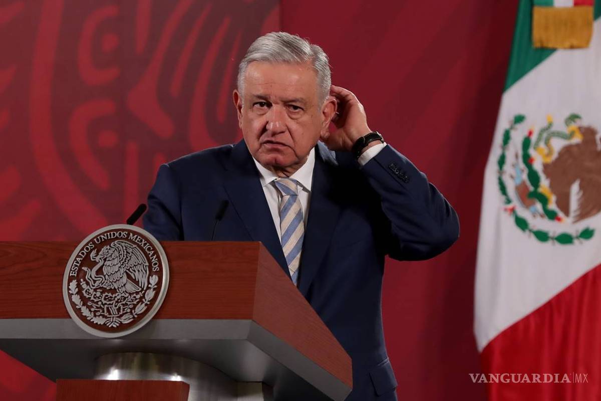 AMLO defiende estrategia contra COVID-19 pese a 100 mil muertos en México