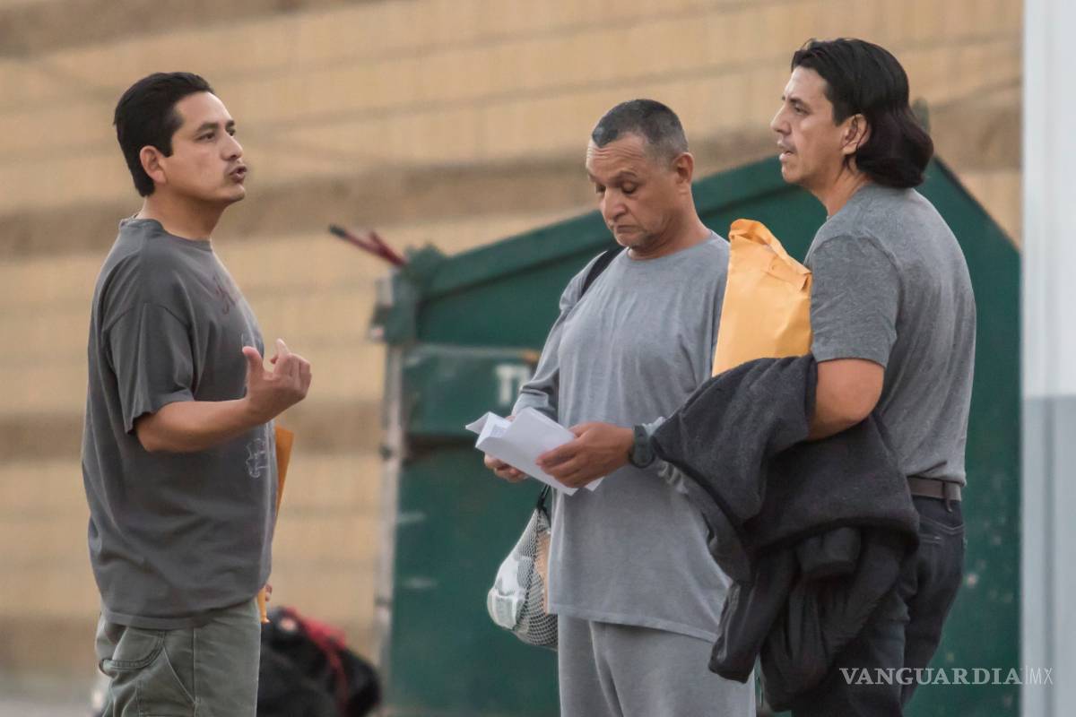 Inmigrantes luchan con temores de deportación tras Harvey