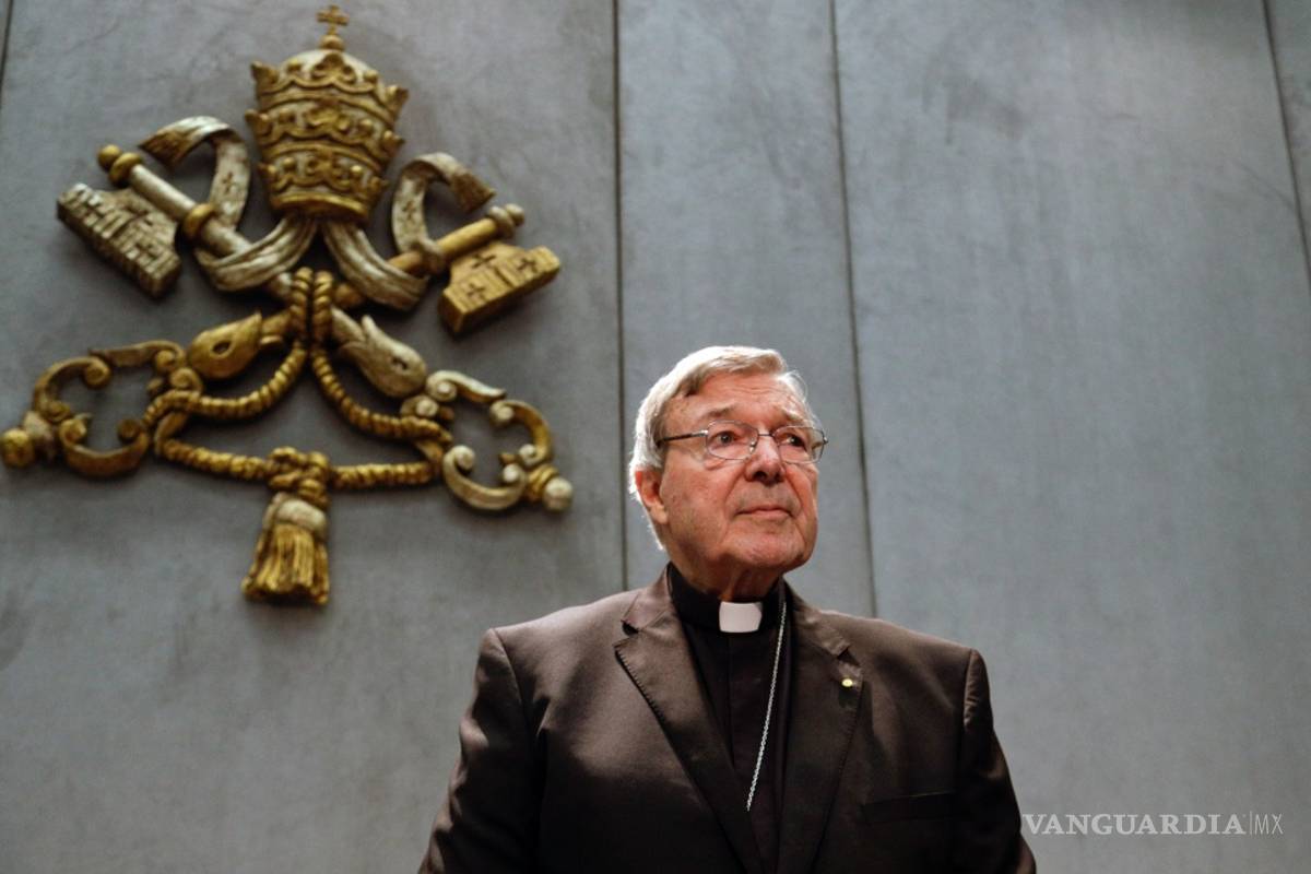 En espera de sentencia, encuentran culpable de abusos sexuales a dos menores al "número tres" del Vaticano el cardenal austrialiano George Pell