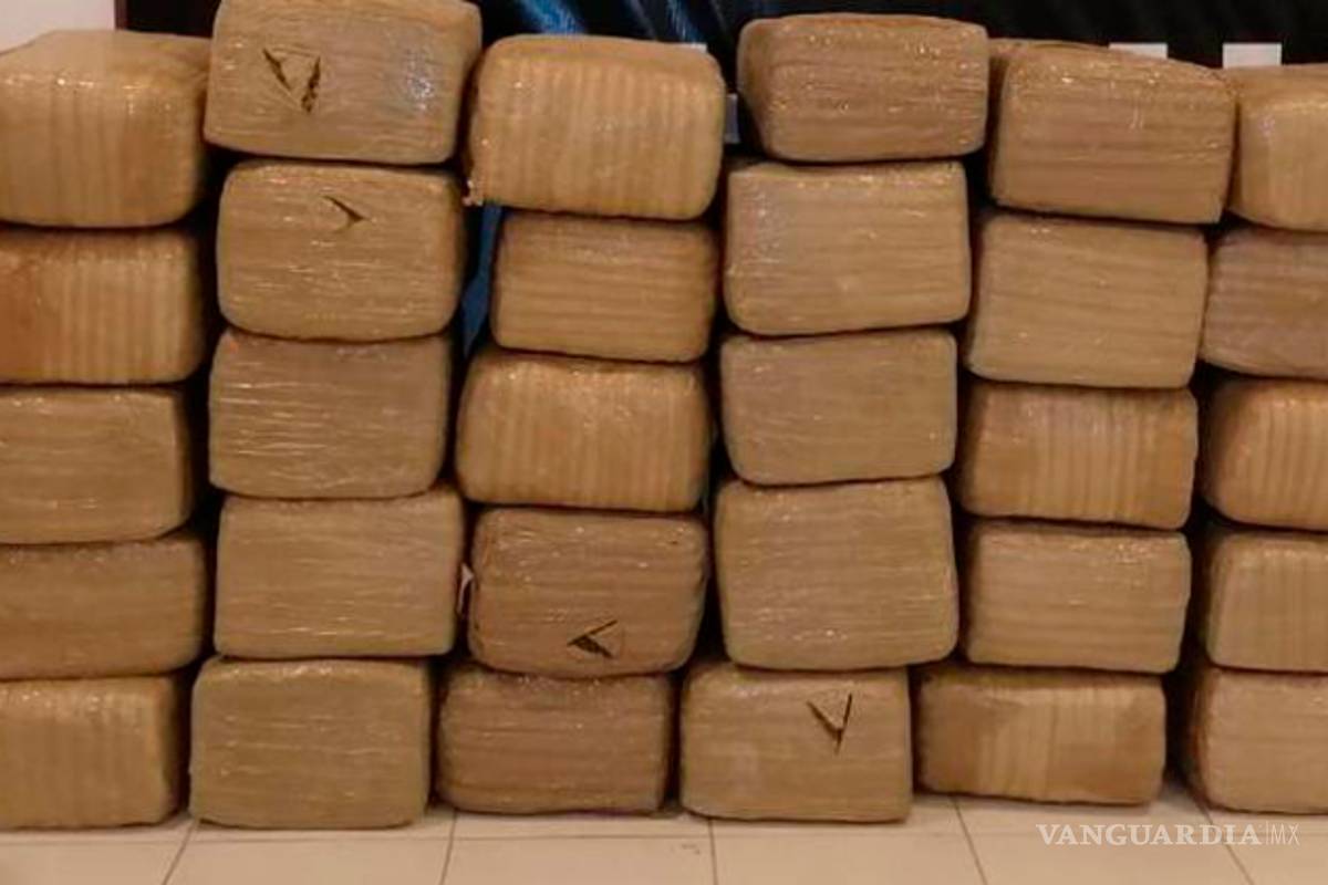 Incautan cargamentos de droga y dinero en efectivo en puentes de Eagle Pass, Texas