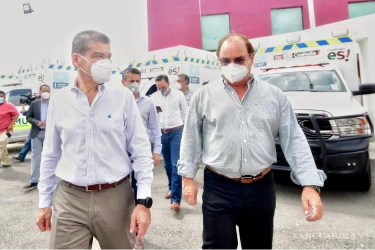 Entregan 6 nuevas ambulancias en diversas unidades de salud