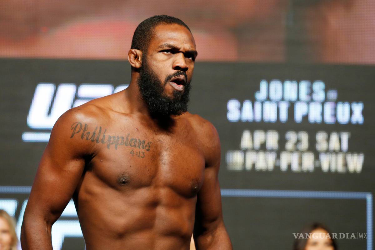 Jon Jones fue acusado de agredir físicamente a una mesera en un club de striptease