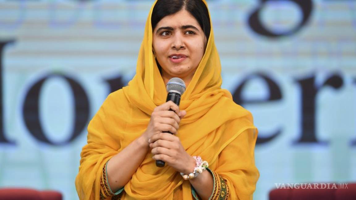Malala habla ante 10 mil jóvenes en México Siglo XXI (En Vivo)