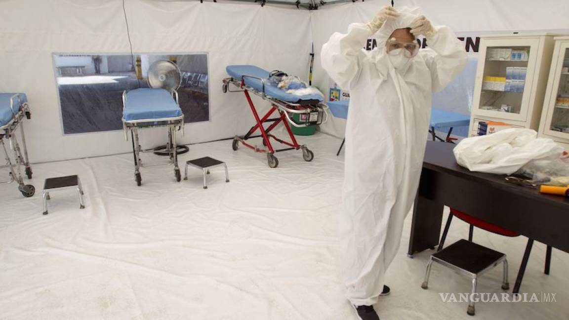 Médicos se aíslan de su propia familia mientras atienden a pacientes de coronavirus