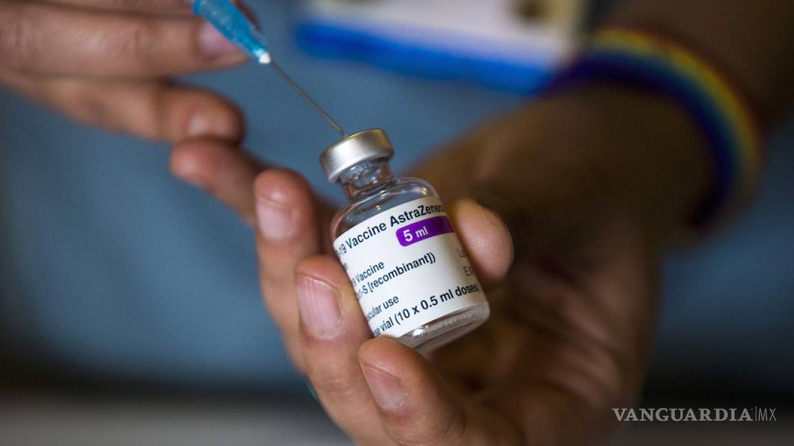 Secretaría de Salud anuncia llegada de primer lote de vacunas de AstraZeneca a México