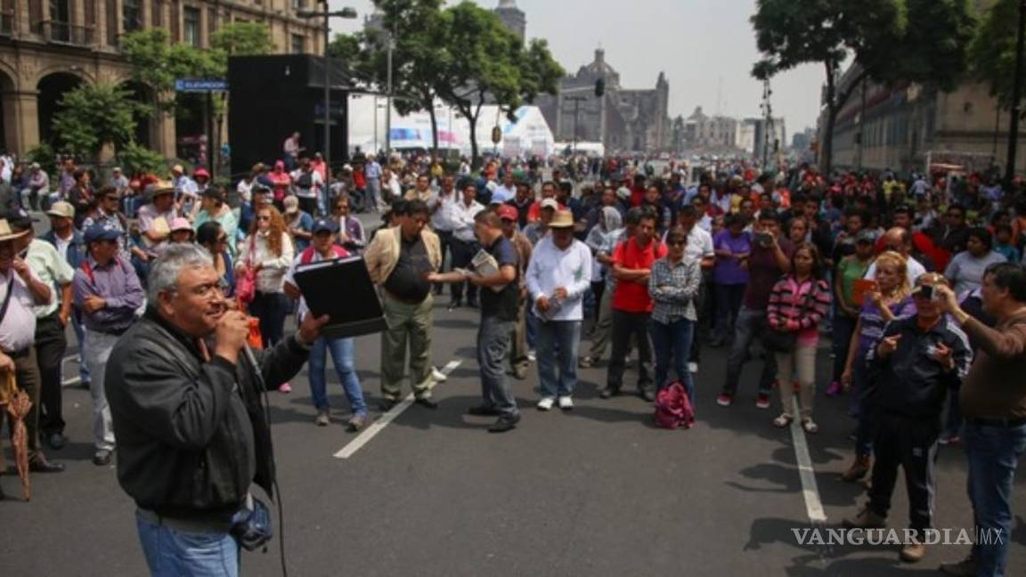 $!AMLO se compromete con la educación y pide crear nuevas escuelas normales
