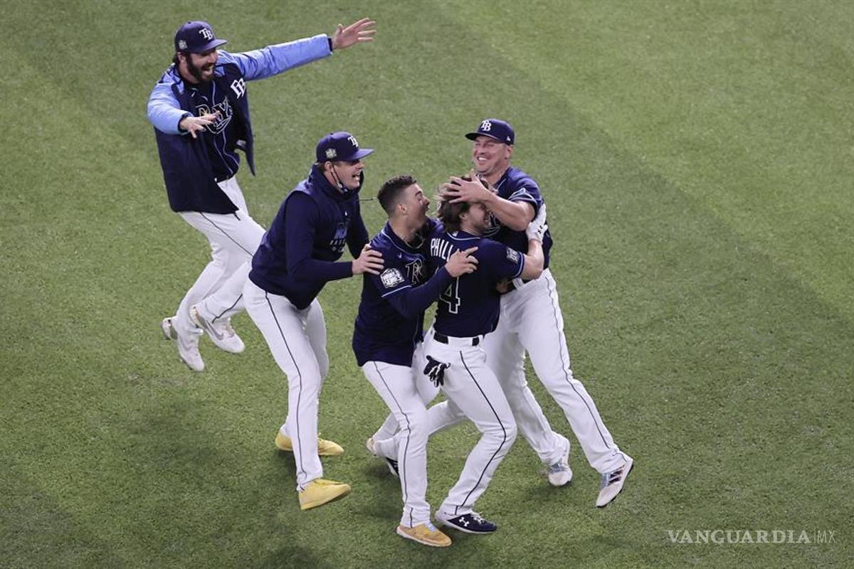 Final lleno de nervios: Rays se echa a la bolsa el cuarto juego de la Serie Mundial