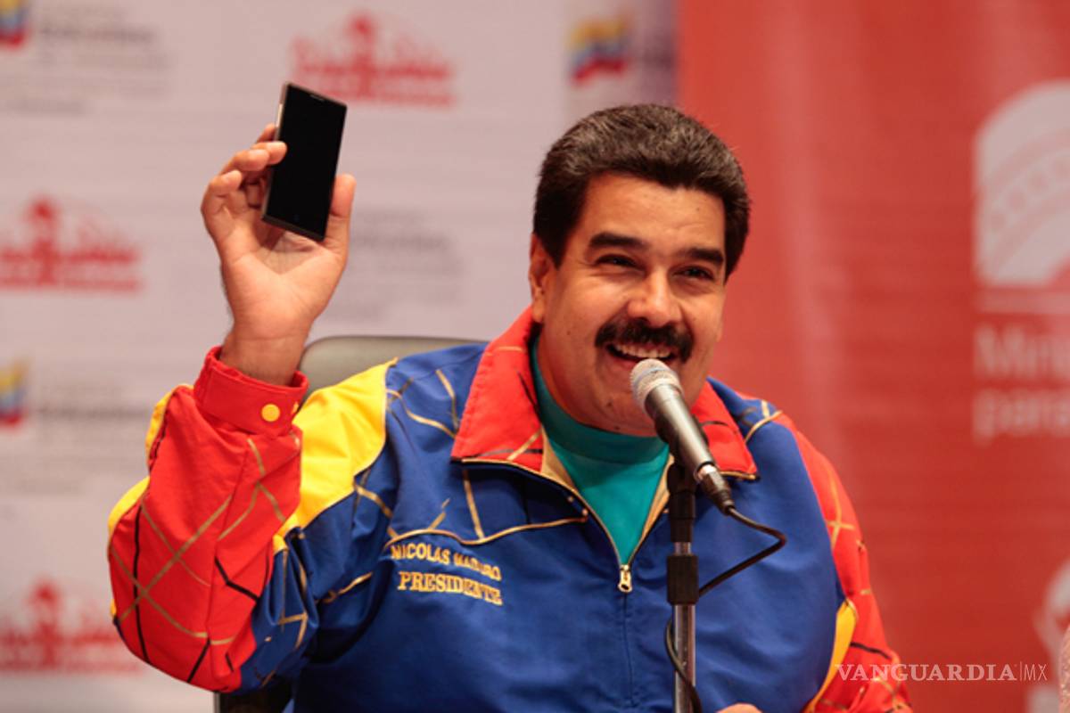 Le cortan el teléfono a Venezuela por falta de dólares