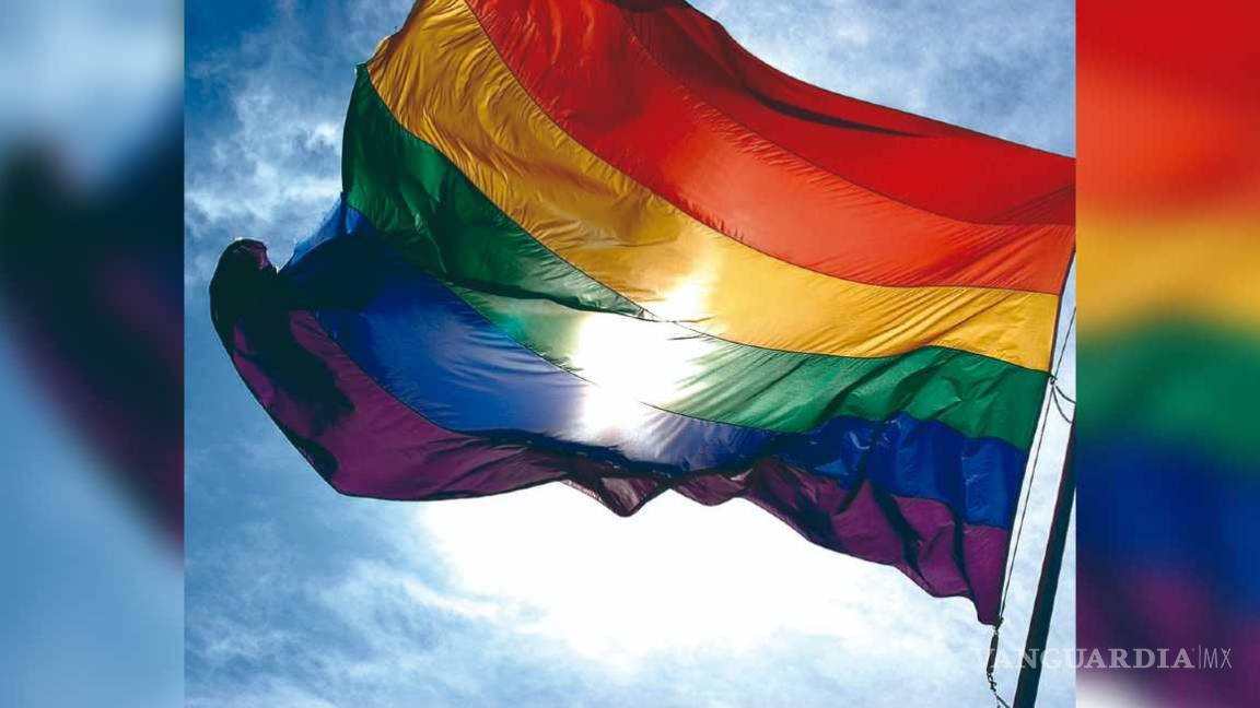 Se manifiestan en Saltillo contra la homofobia en redes sociales