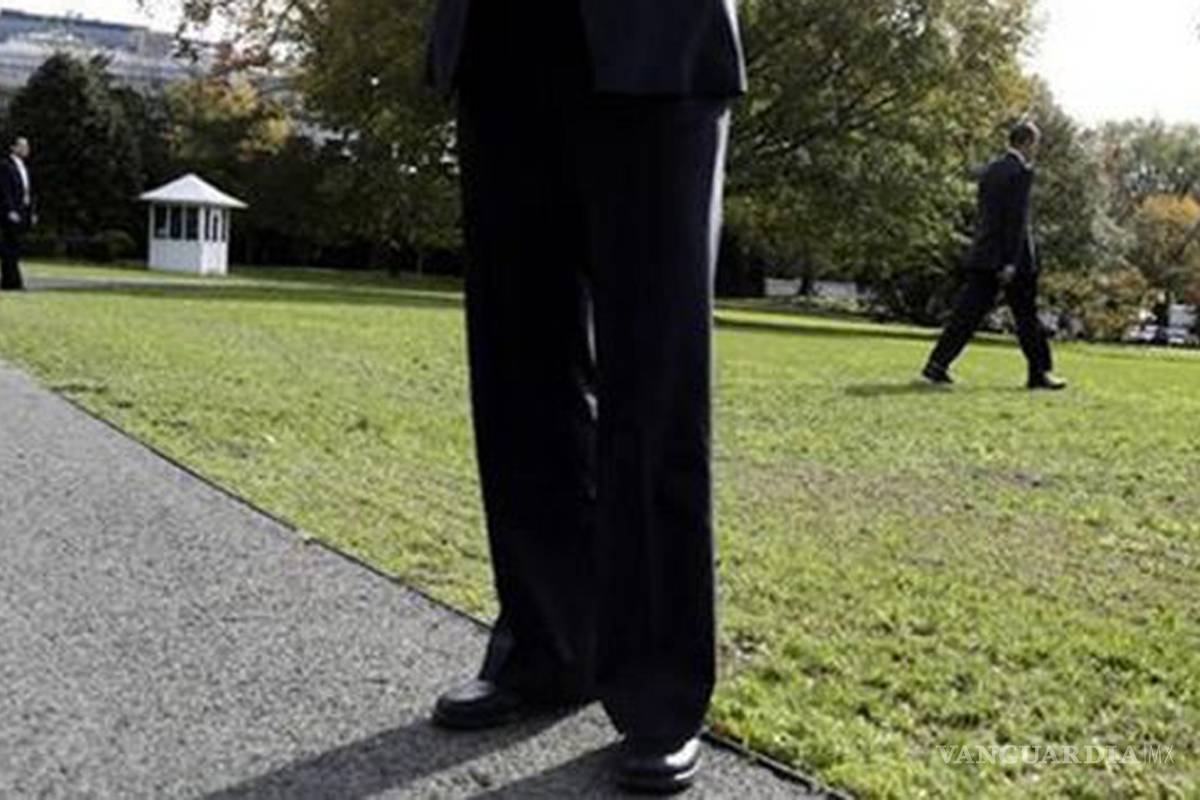 Roban arma y placa a agente del Servicio Secreto