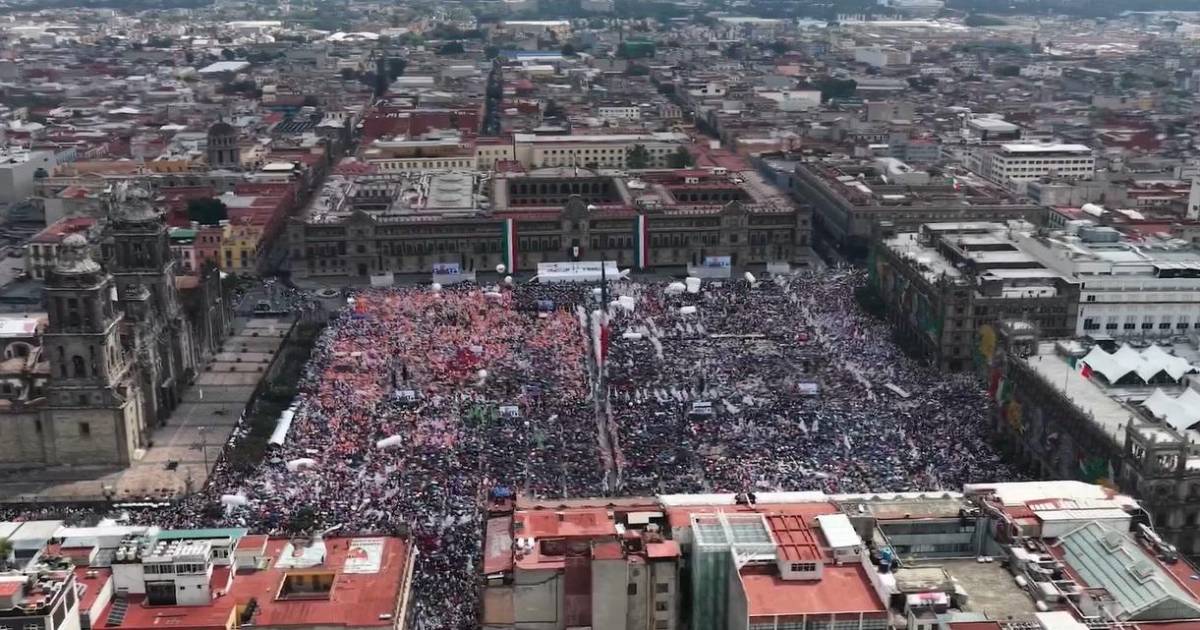 Claudia Sheinbaum llena el Zócalo con más de 400 mil asistentes en su primer informe