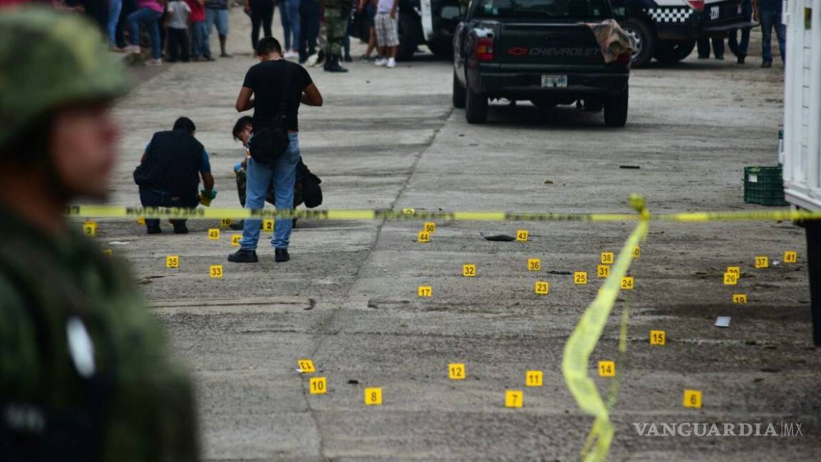 Hombres armados matan a cinco comerciantes y hieren a otros en Veracruz