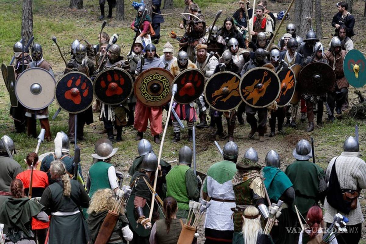 Más de mil fans de 'El Hobbit' recrean 'La Batalla de los 5 ejércitos'