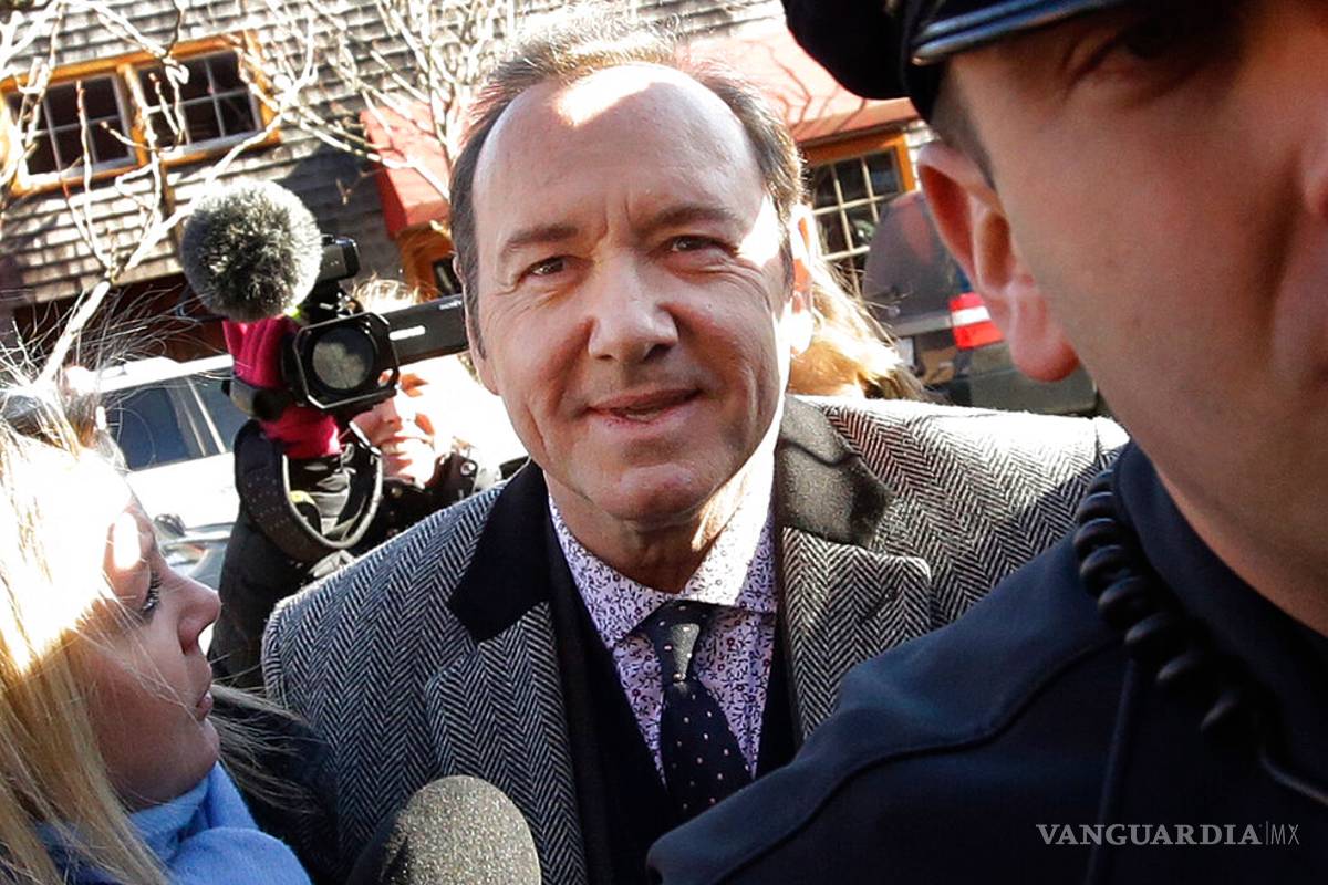 Juez ordena ampliar registros telefónicos durante vista previa contra Spacey