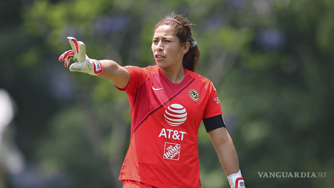$!Cecilia Santiago se convierte en el séptimo fichaje mexicano para el PSV