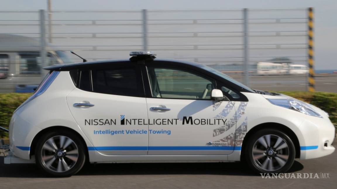 Nissan prueba autos sin conductor en una planta de Japón