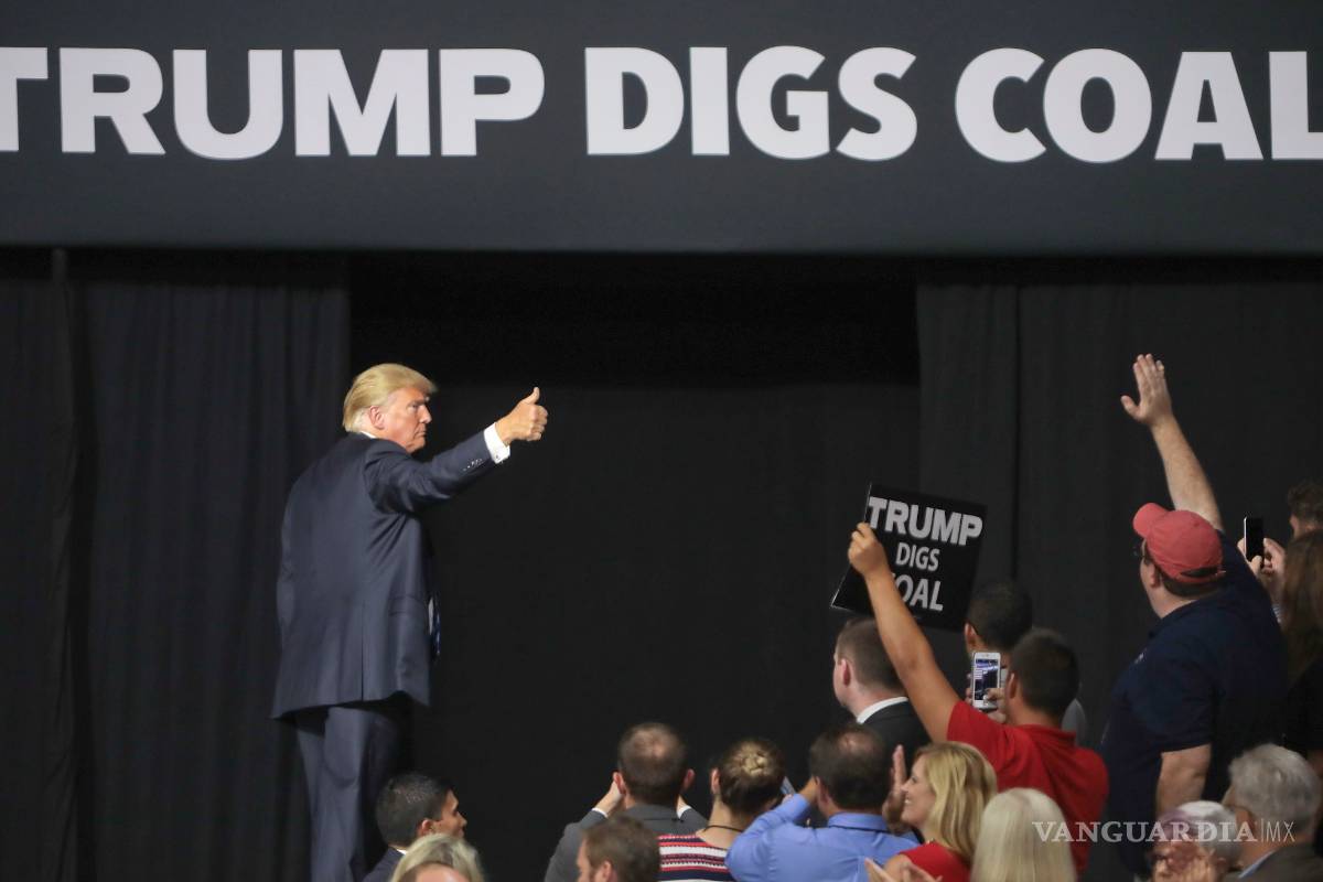 Trump flexibiliza el uso de carbón, la industria que está muriendo