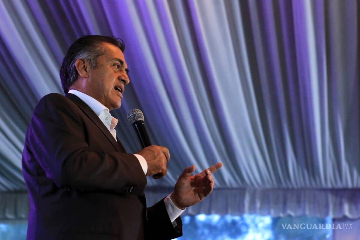 Saca el Bronco encuestas imaginarias #candidatum