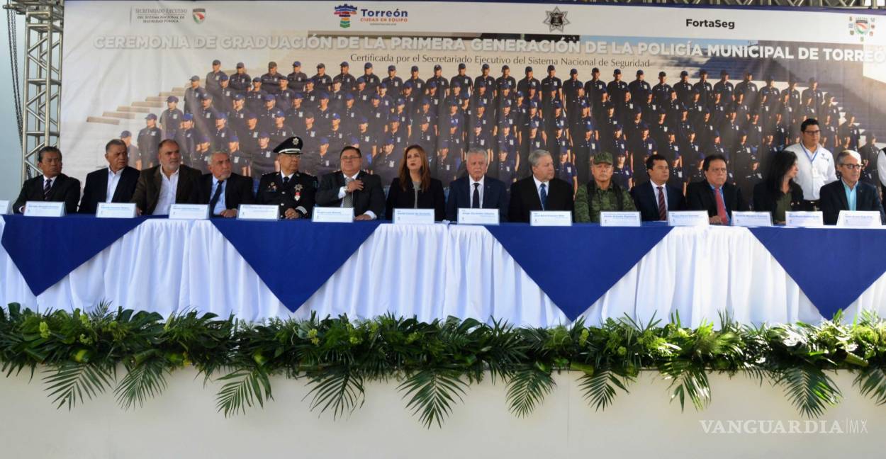 $!Egresa primera generación de la Academia Municipal de Policía de Torreón