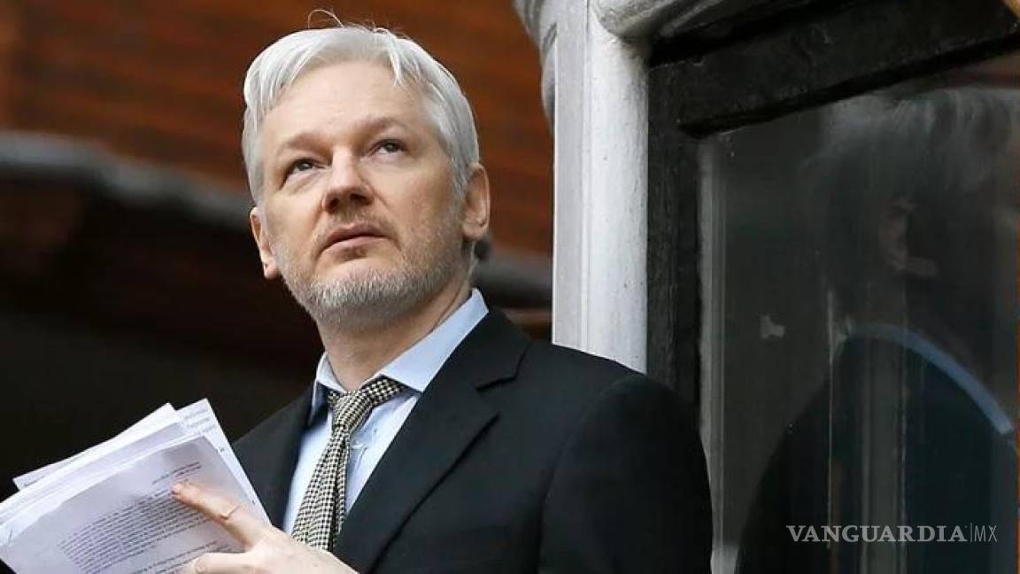Suecia quiere interrogar a Assange en Londres por presunta violación