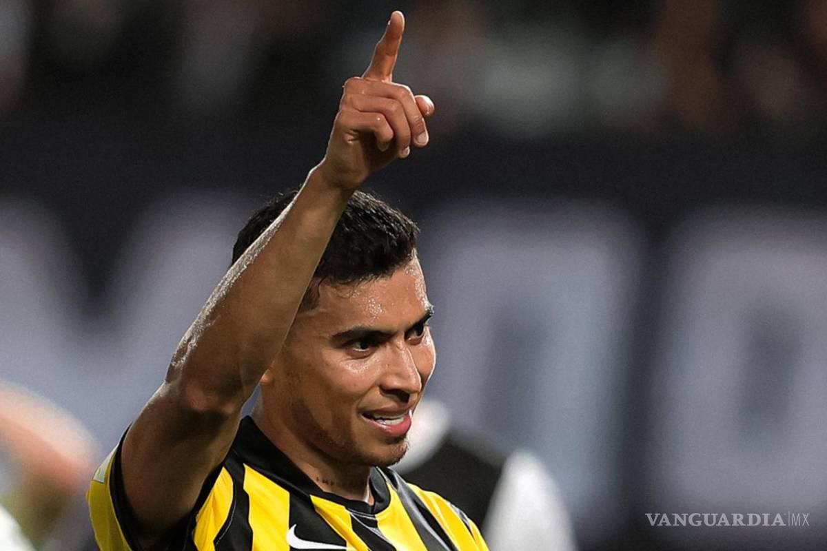 Triunfa el AEK de Atenas con gol de Orbelín Pineda ante el OFI Creta