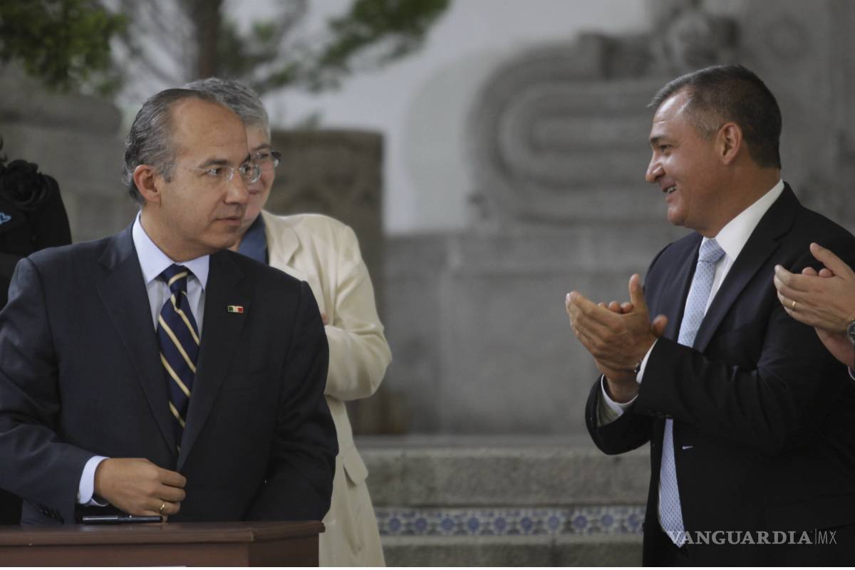 Los García Luna se apropiaron de dinero público