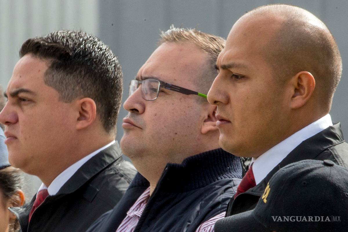 Titular de PGR debe renunciar si Duarte ‘se escurre’: senadores