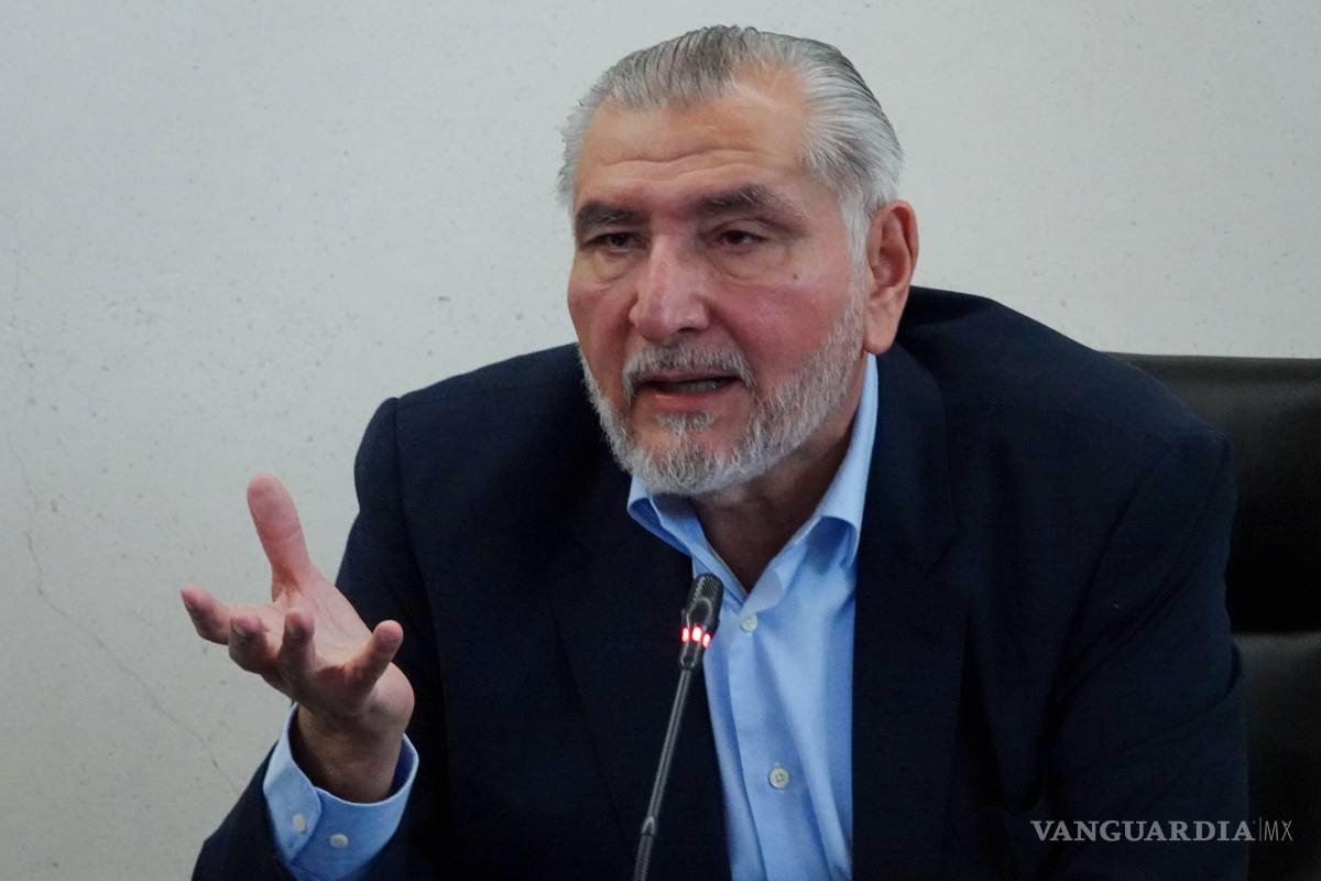 $!El coordinador de Morena en la Cámara Alta dijo que la información es tendenciosa pues afirma que todo se encuentra en regla y declarado