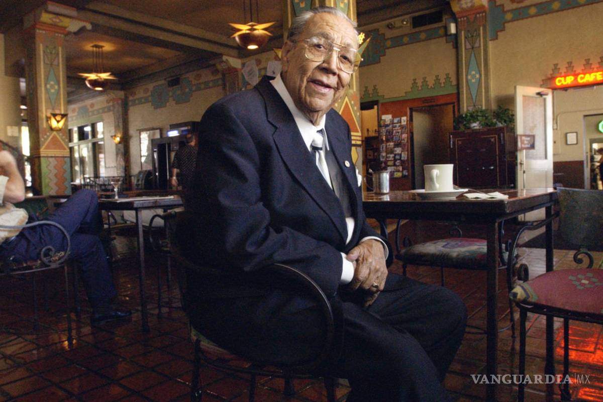 Lalo Guerrero, voz inmortal de las ardillitas