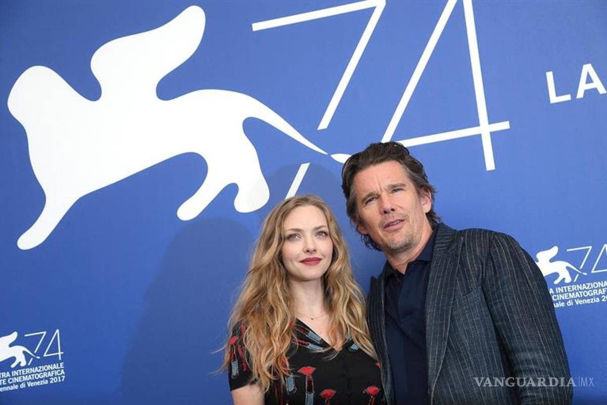 Ethan Hawke conquista Venecia con un cura atormentado en &quot;First Reformed”