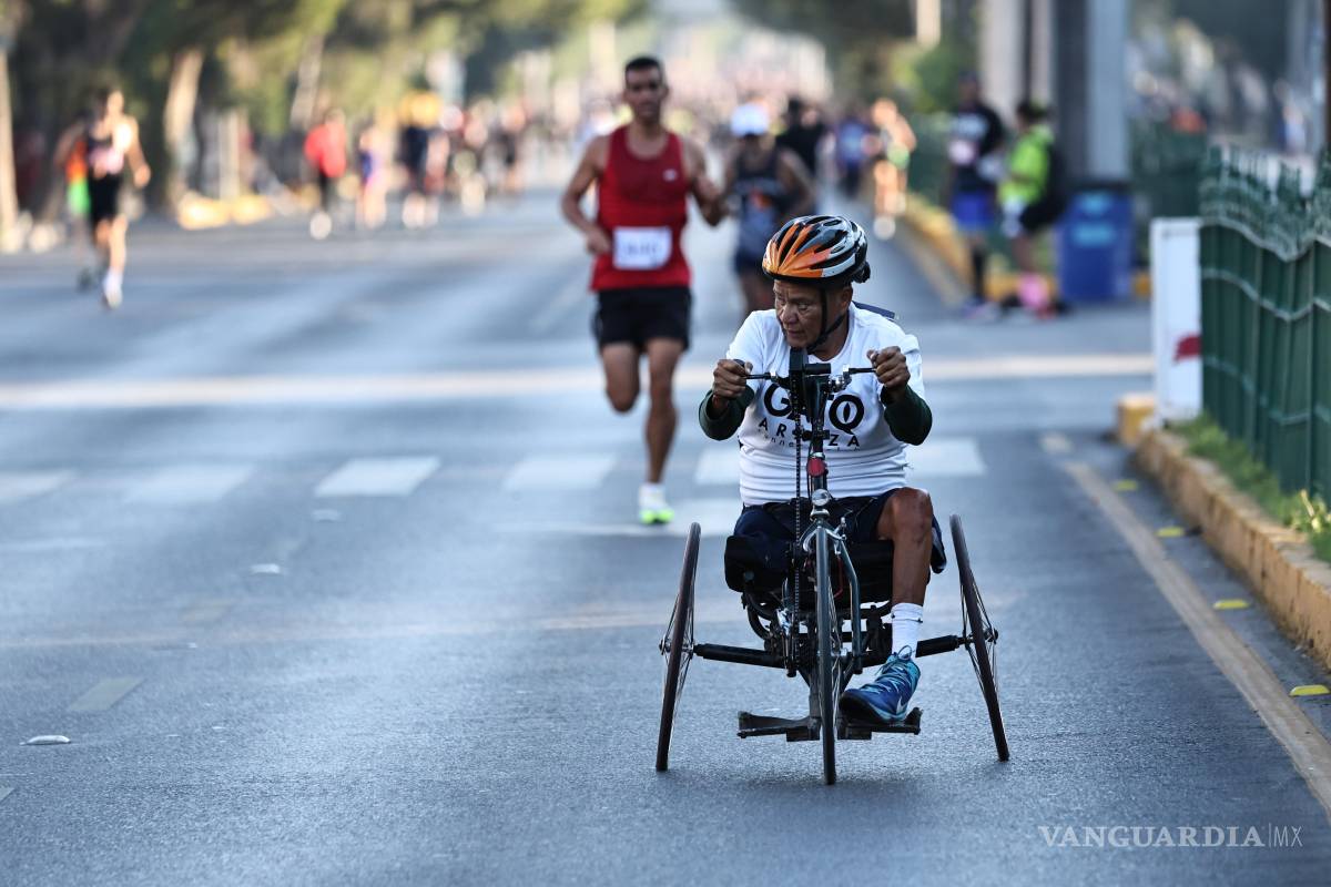 $!La 14ª edición de la Carrera “Chuy Flores” reunió a corredores de todas las edades y condiciones este domingo 5 de octubre en Saltillo.