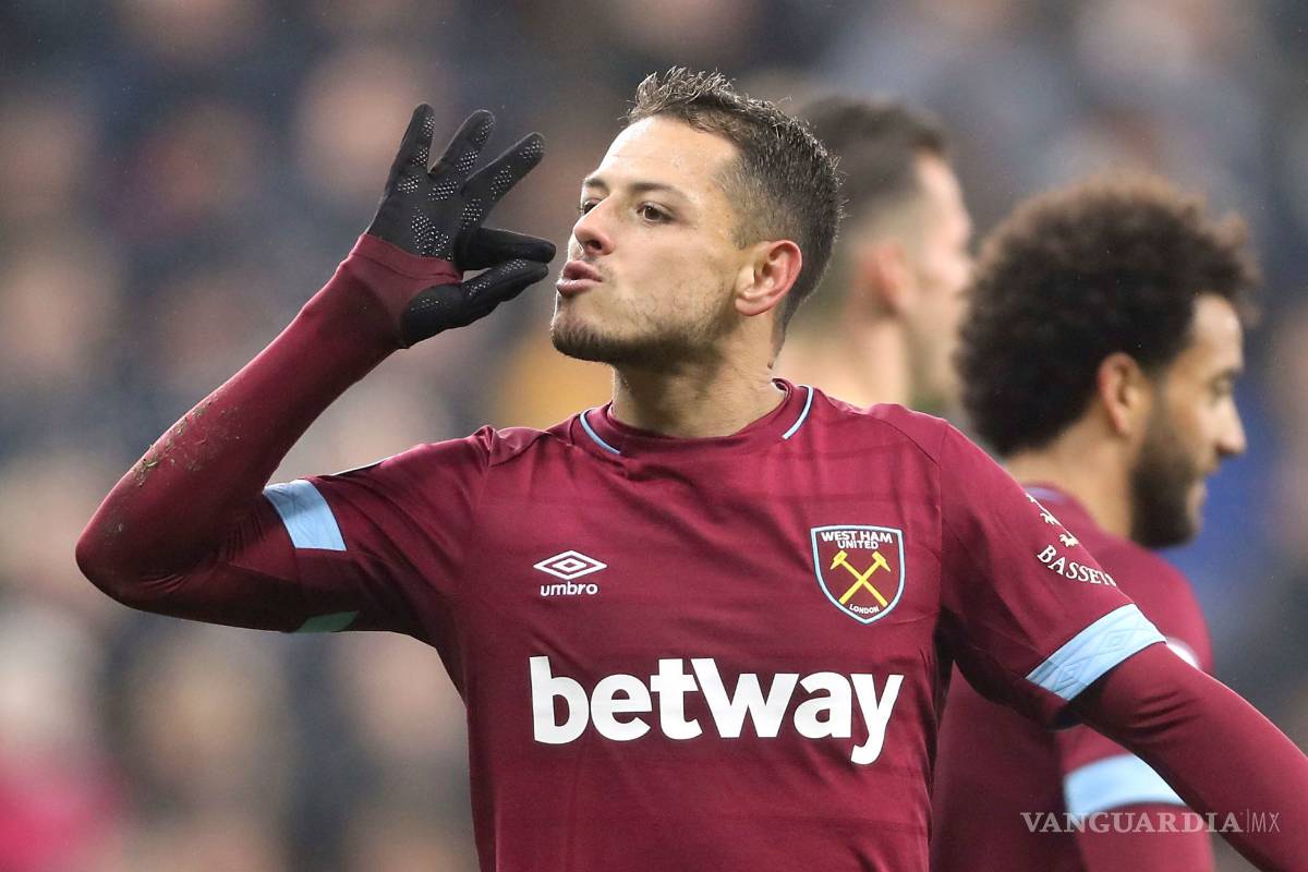 Valencia, Real Betis y Sevilla, ¿quién se quedará con el 'Chicharito' Hernández?