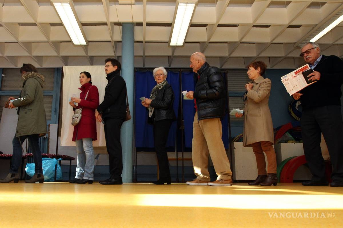 Francia celebra elecciones regionales bajo alerta terrorista