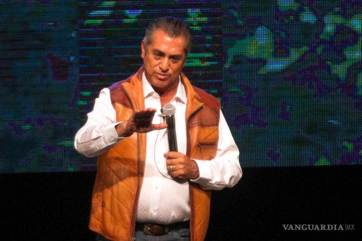 El Bronco reduce 50% a la tenencia y el 20% de salario a funcionarios