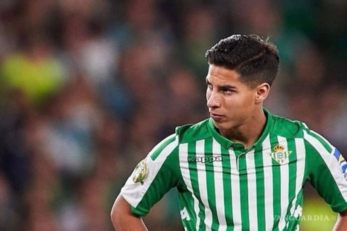 Diego Lainez no regresa al América...'Vasco' Aguirre saldría a rescatarlo