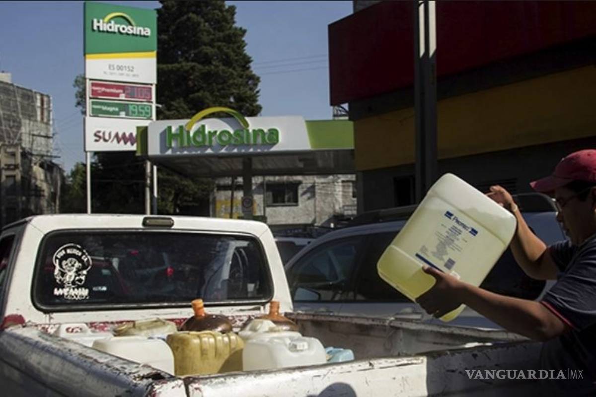 56.7% cree que estrategia contra robo de gasolina es correcta: Consulta Mitofsky