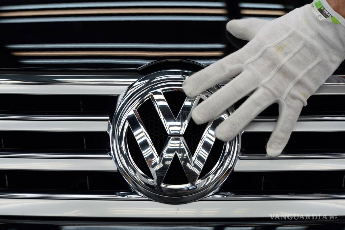Moody’s baja nota de Volkswagen ante escándalo por emisiones de CO2