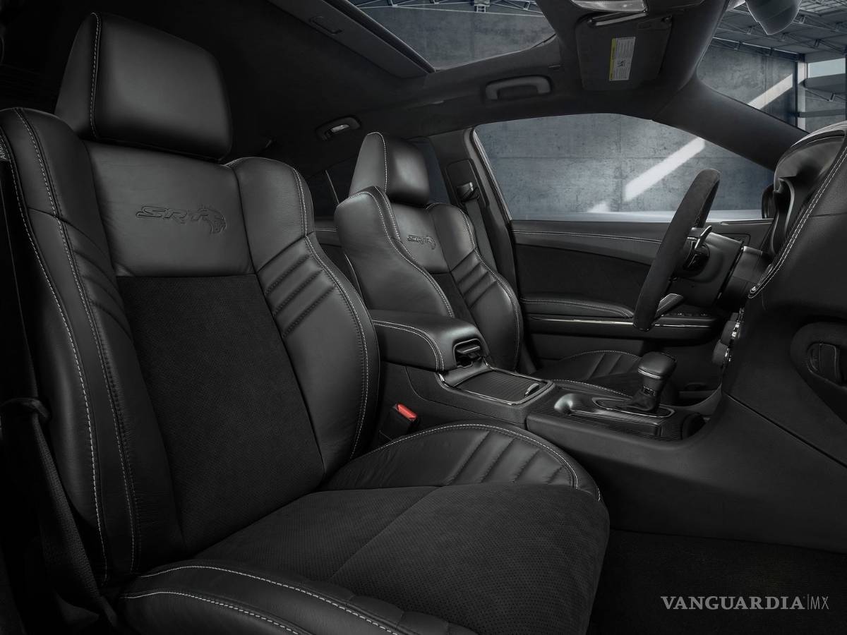 $!Dodge Charger SRT Hellcat Widebody ya es una realidad, con 707 caballos y 315 km/h