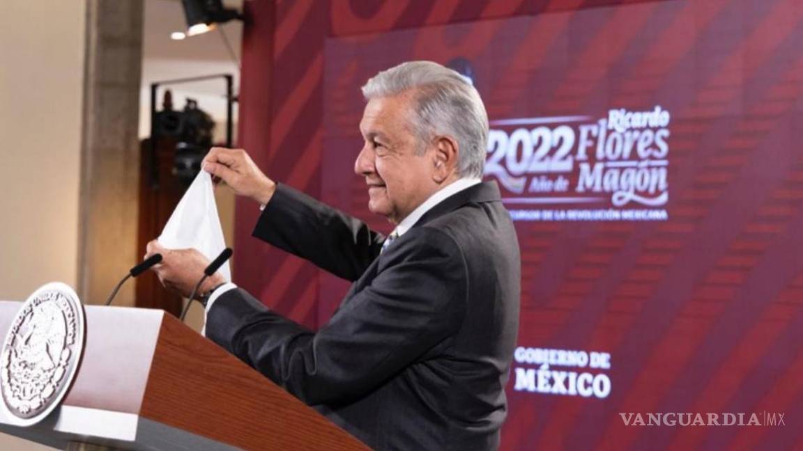 ‘Fue un acierto no construir el aeropuerto en Texcoco’... López Obrador muestra hundimiento en la zona
