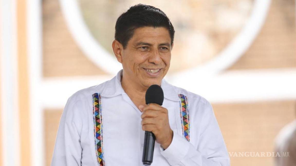 ‘El pueblo pone, el pueblo quita’; celebra gobernador de Oaxaca ley de revocación de mandato