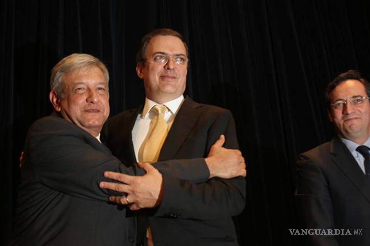 Marcelo Ebrard, de la mano de AMLO para volver a la política como su coordinador de campaña