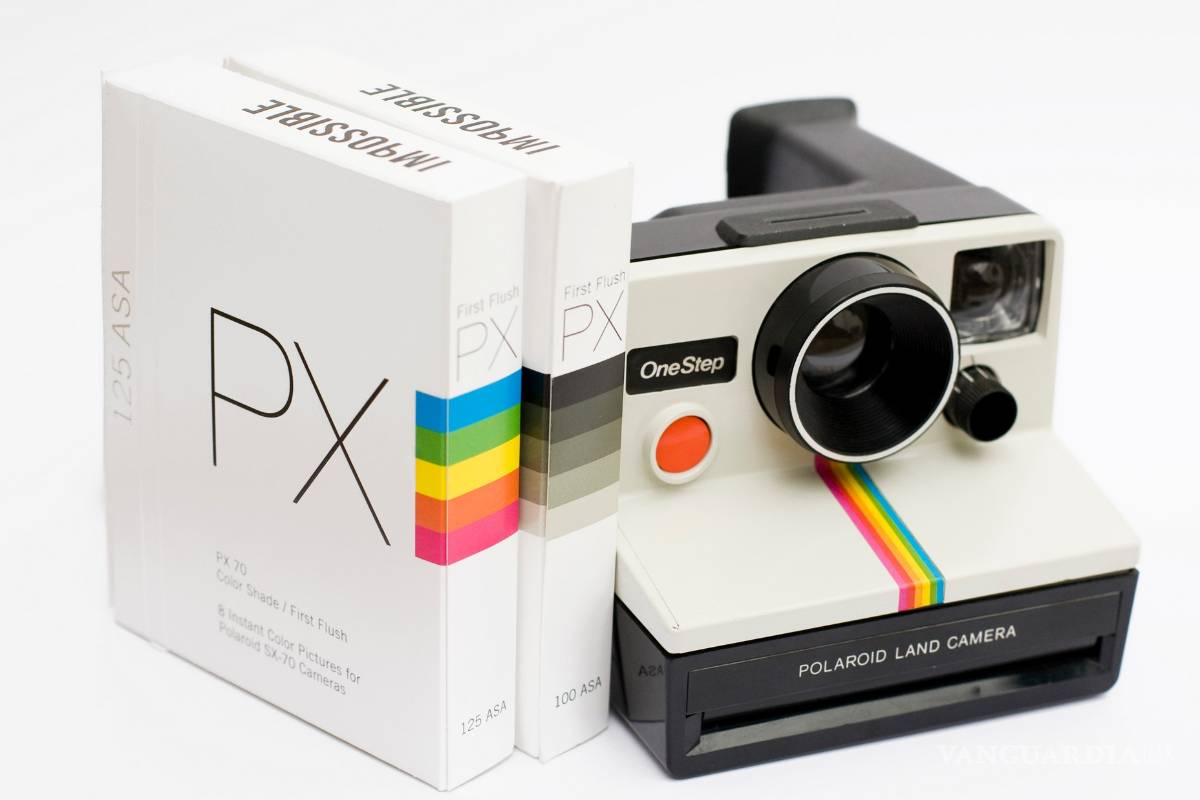 Polaroid, vinilos y consolas: el pasado vuelve para quedarse