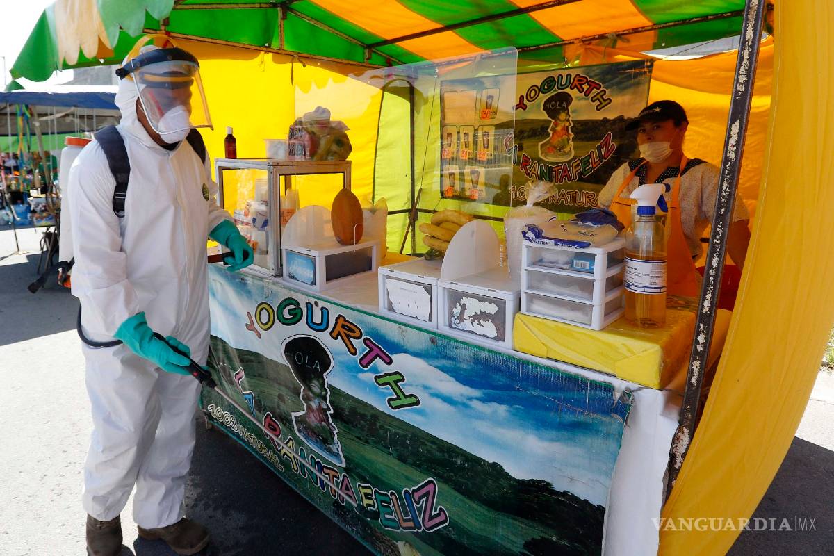 Recomiendan a meseros saltillenses evitar el uso de guantes