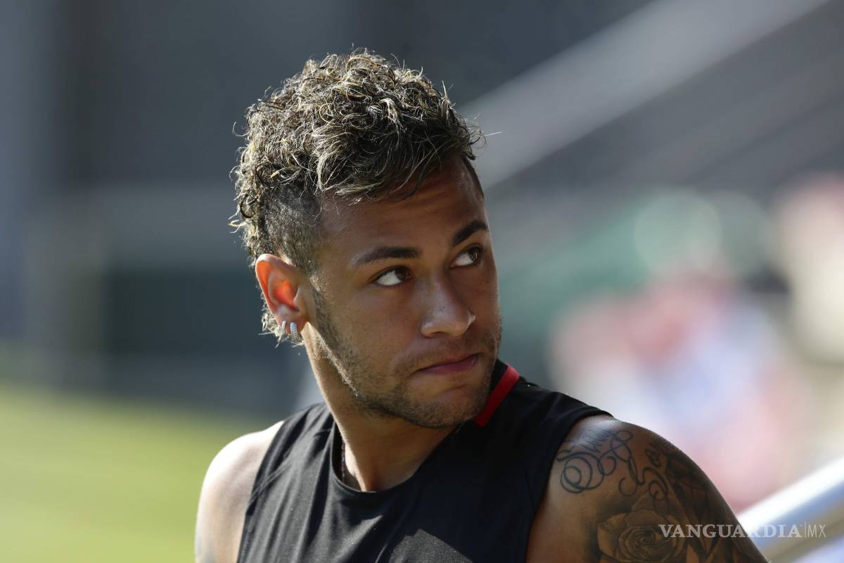 Neymar-Cavani-Emery protagonizan la novela llamada 'PSG'