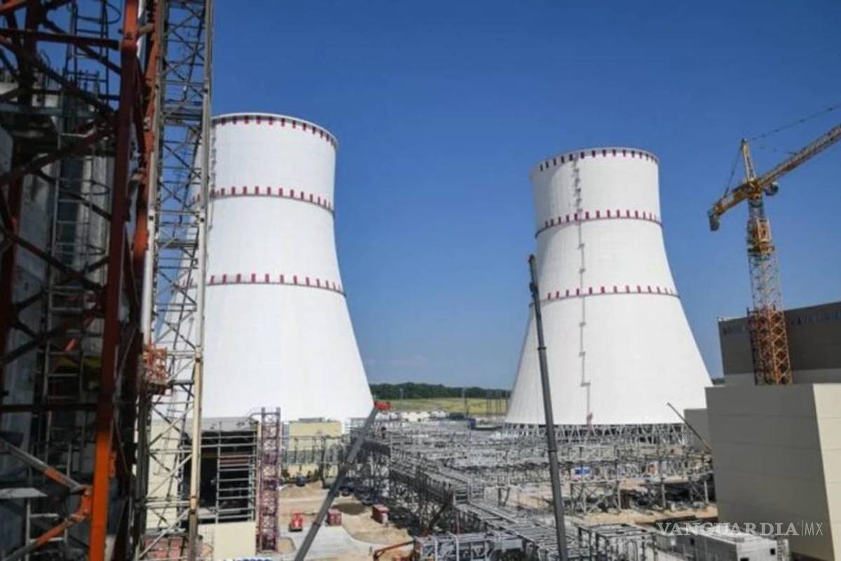 Arde la central atómica de Zaporiyia, Rusia y Ucrania se culpan del incendio