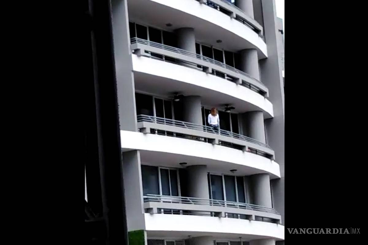 Mujer cae desde piso 27 por tomarse una selfie