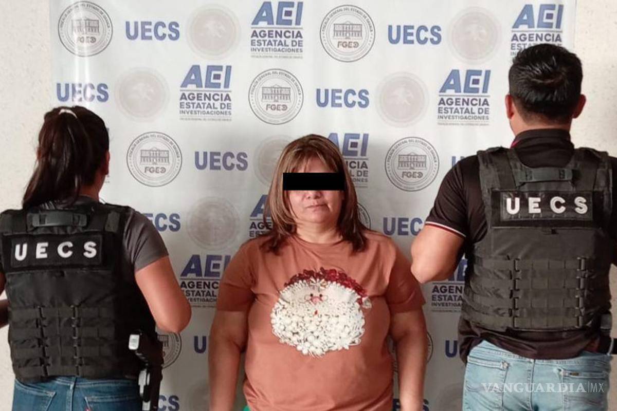 $!Detiene a dos personas por presunta falsificación de actas de nacimiento vinculadas a migrantes